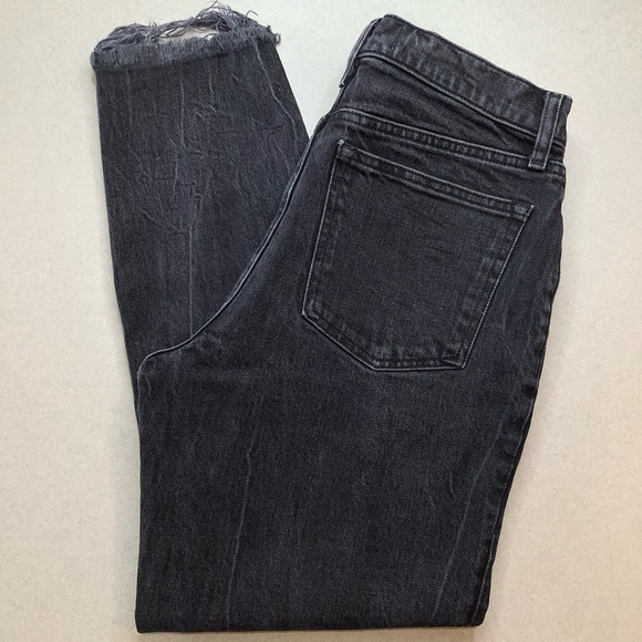 A&F Mom High Rise 28 Regular Destroyed Washed Black - Picture 2 of 7